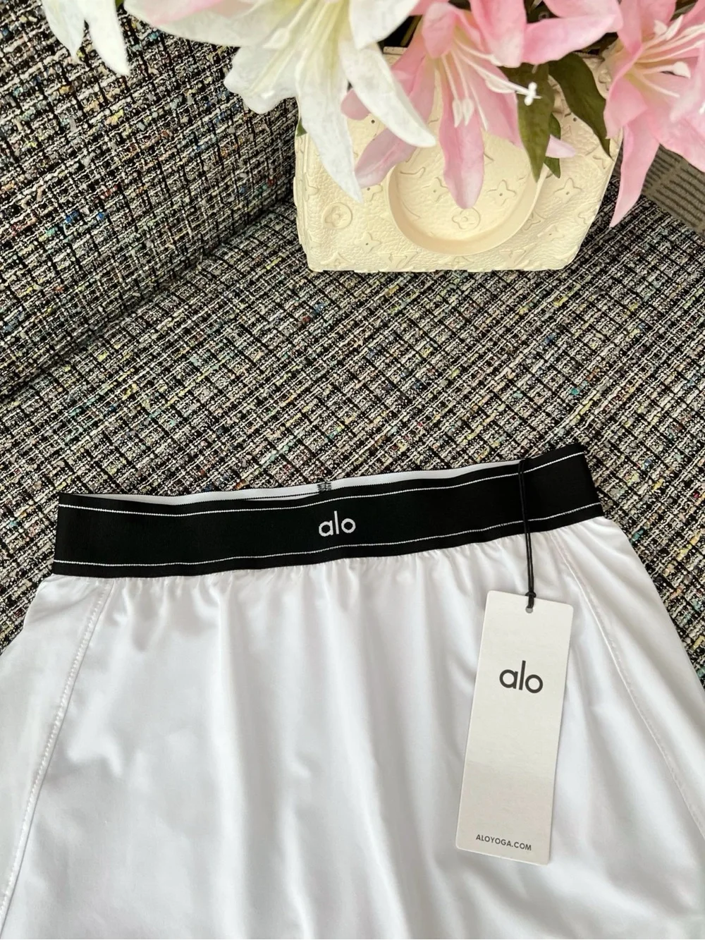 ALO Yoga White Mini Skirt with Black Waistband